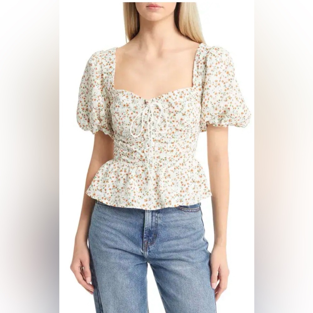 SOLD
ASTR THE LABEL Rust White Ditsy Floral Puff Sleeve Lace-Up Corset